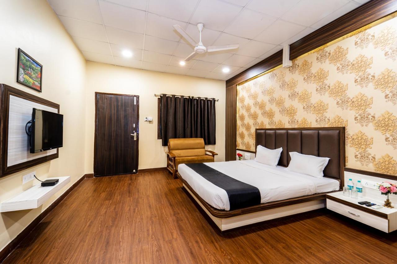Narmada Hills Resort Godarpura Buitenkant foto