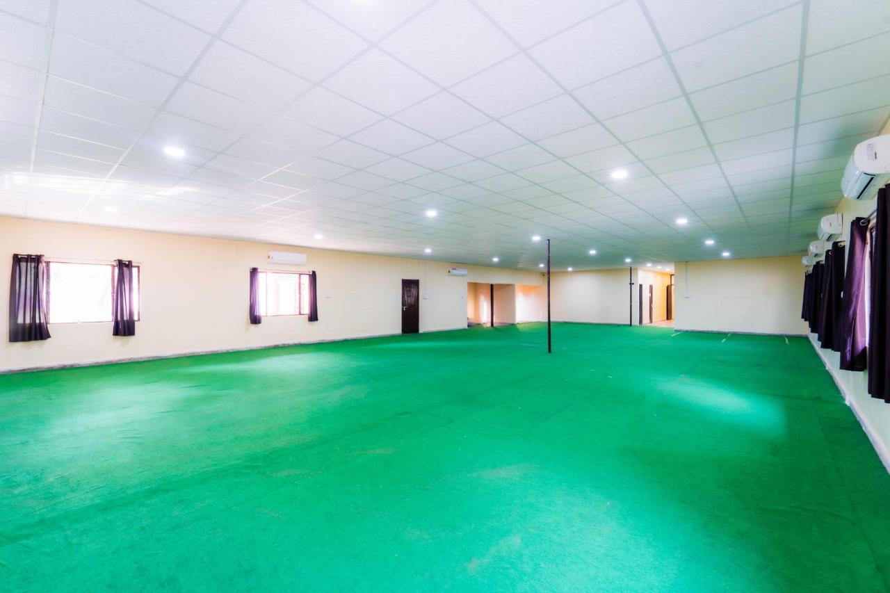 Narmada Hills Resort Godarpura Buitenkant foto