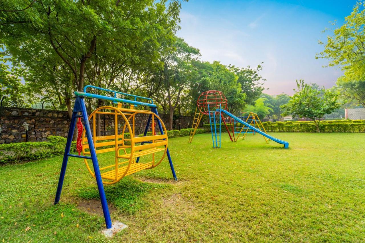 Narmada Hills Resort Godarpura Buitenkant foto