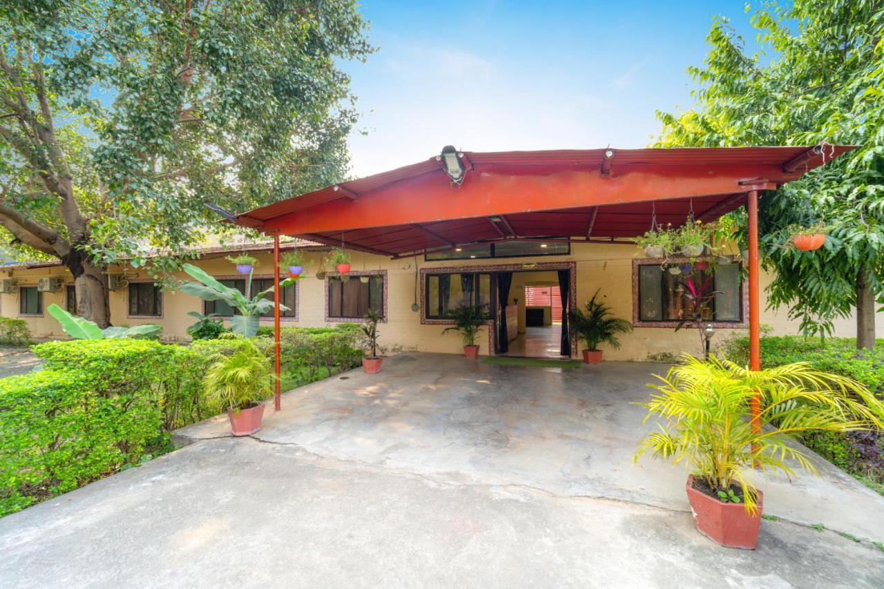 Narmada Hills Resort Godarpura Buitenkant foto